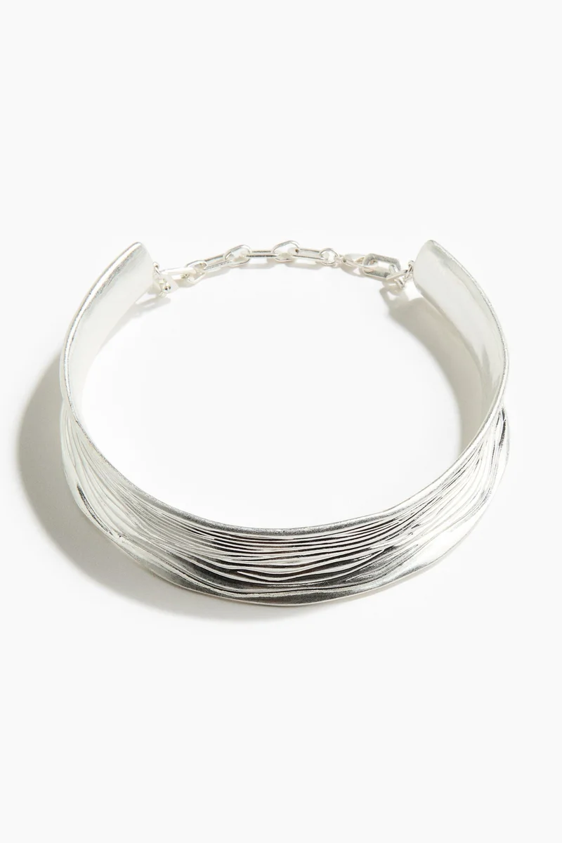 H&M Rigid necklace